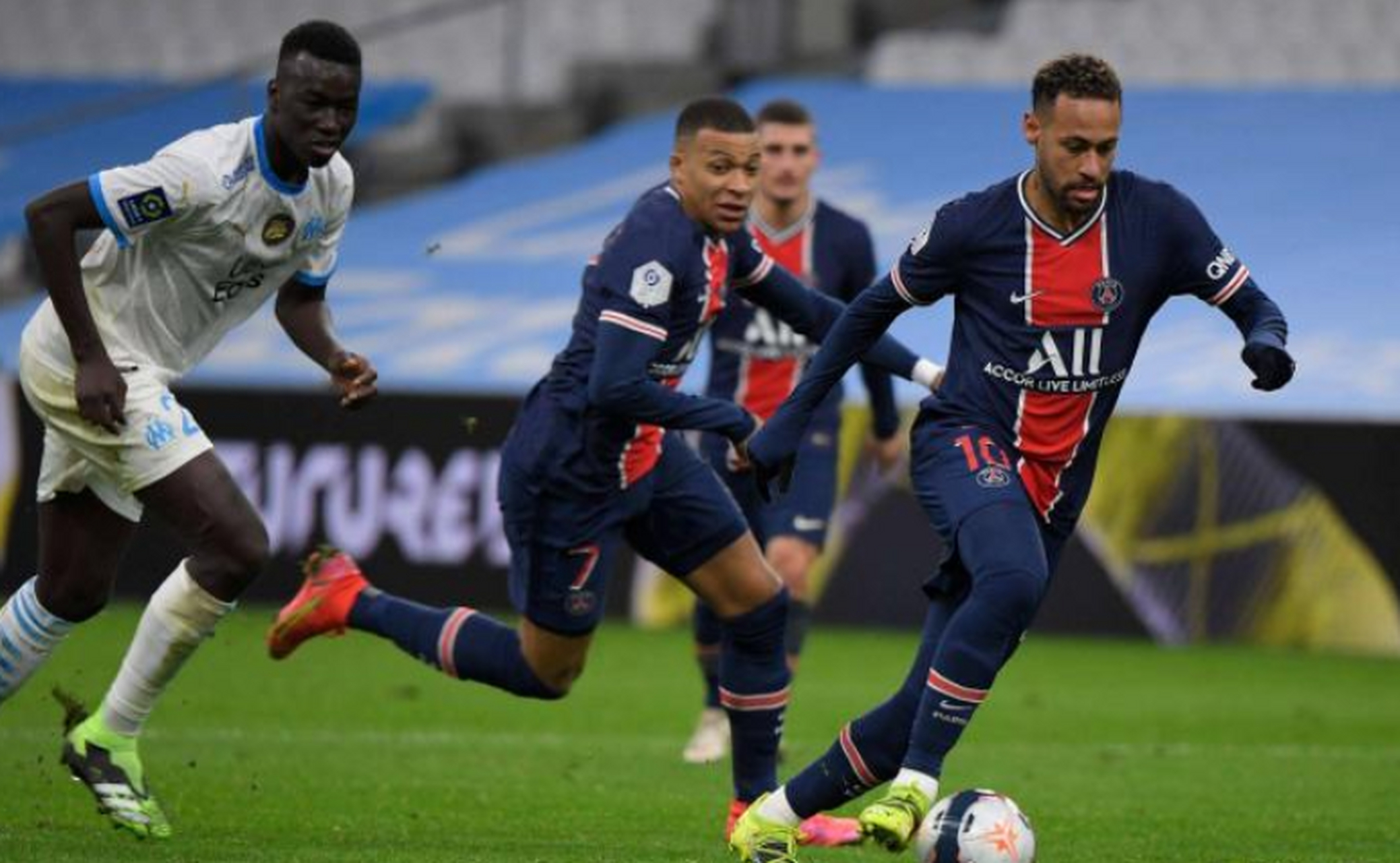 关于今夜AC米兰强势反弹——欧超杯节点到来;态度坚定;细节决定成败的信息 关于今夜AC米兰强势反弹——欧超杯节点到来;态度坚定;细节决定成败的信息