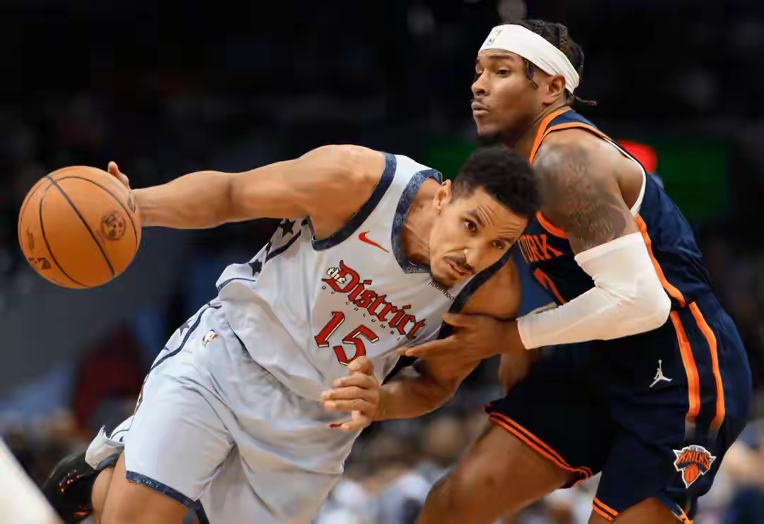 爱游戏官方网站-包含NBA常规赛赛后再迎强敌；迈阿密热火刷新队史纪录；主帅态度：质疑声仍在；数据趋势出现新变化的词条